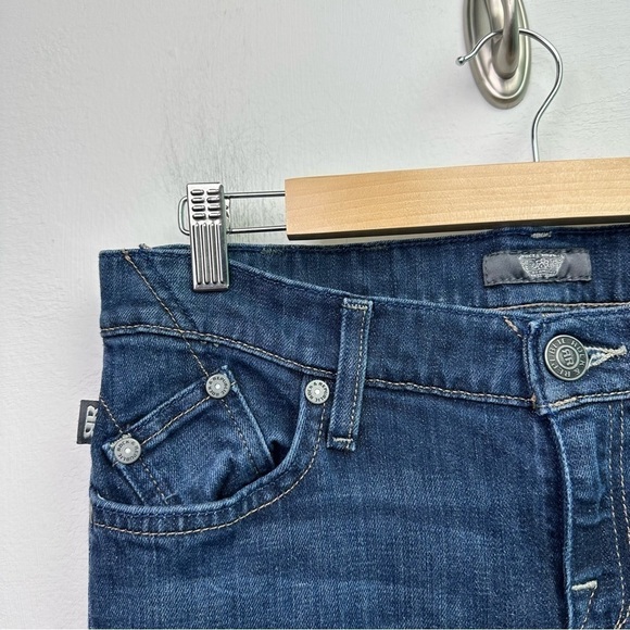 Rock & Republic Kasandra Mid Rise bootcut Mid Dark wash Jeans Size 29 - Picture 4 of 11